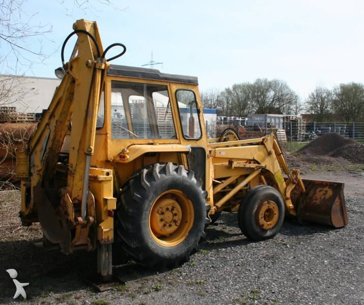 Used Massey Ferguson rigid backhoe loader MF40 n°166291