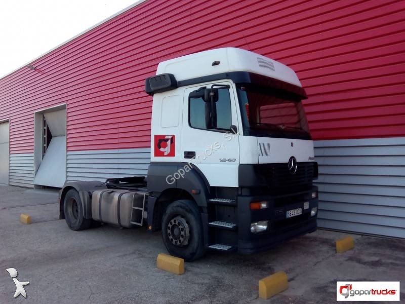 Used mercedes tractor units