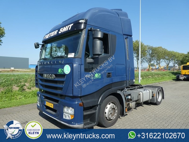 牵引车 依维柯 标准 stralis 4x2 柴油 欧洲标准 5 二手 - 编号