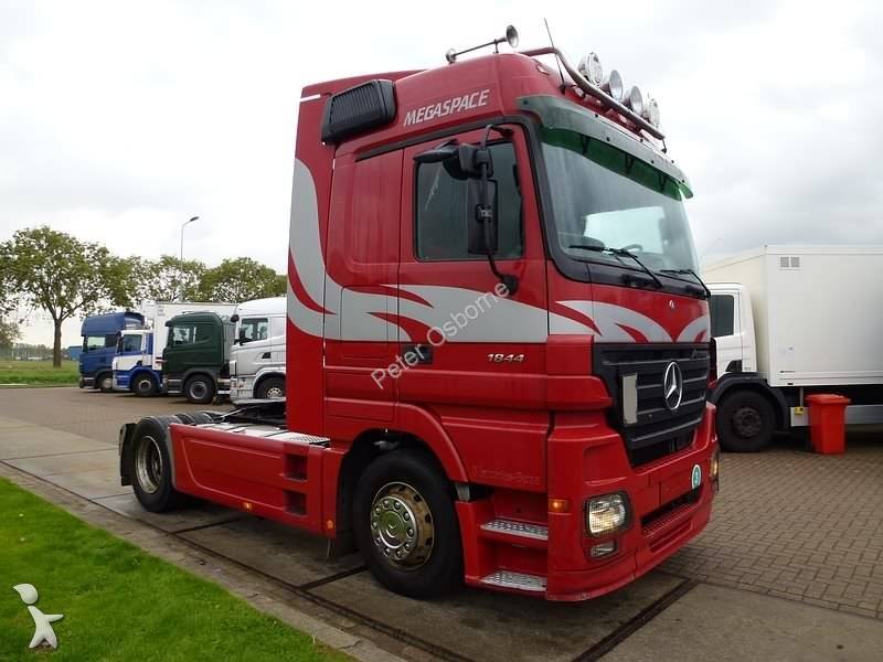 Used mercedes tractor units #5
