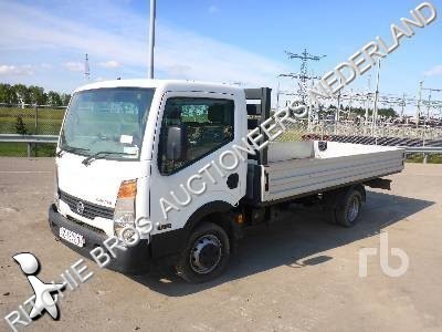 Nissan cabstar bed size #3