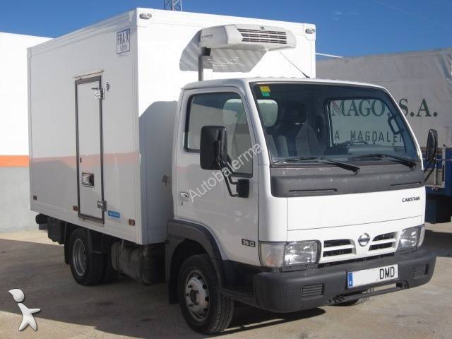 Camion nissan cabstar 4x4 #7