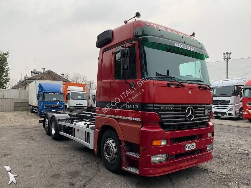 卡车 集装箱运输车 二手 奔驰 actros 1843