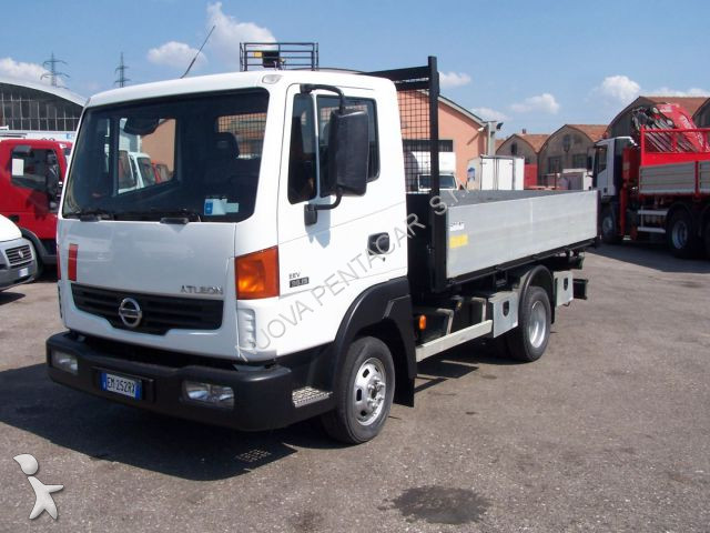 Camion Nissan Benne Atleon Occasion N