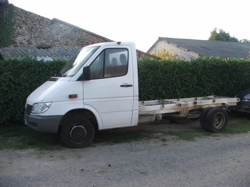 Mercedes sprinter chassis cab used