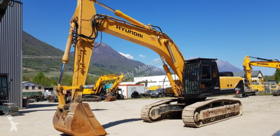 escavatore cingolato Hyundai
