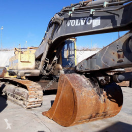 escavatore cingolato Volvo