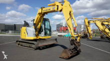 mini pelle New Holland