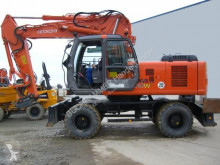 pelle sur pneus Hitachi