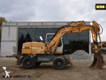 escavadora sobre pneus Liebherr
