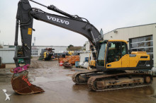 escavatore cingolato Volvo