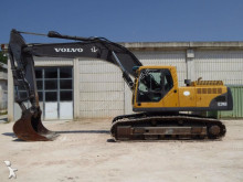 escavatore cingolato Volvo