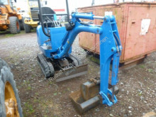 mini pelle JCB