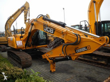 pelle sur chenilles JCB