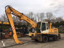 escavatore per movimentazione Liebherr