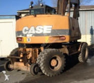 escavatore gommato Case