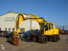 escavatore gommato Terex