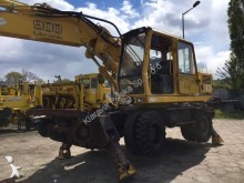 escavatore gommato Liebherr