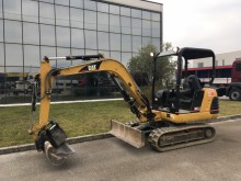 escavatore cingolato Caterpillar