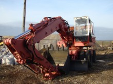 escavatore gommato Liebherr