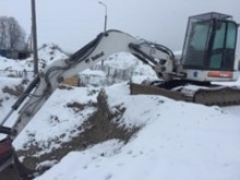 pelle sur chenilles Bobcat