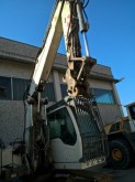 escavatore cingolato Liebherr