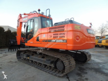 escavatore cingolato Doosan