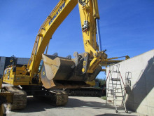 escavatore intermediario strada/rotaia Komatsu