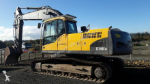 escavatore cingolato Volvo