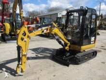mini escavatore Caterpillar