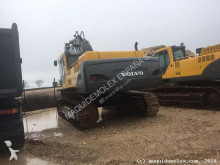 escavatore cingolato Volvo