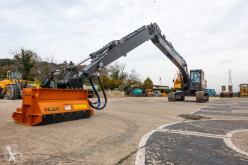escavatore cingolato Volvo