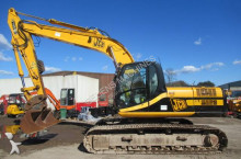 JCB JS 220 LC