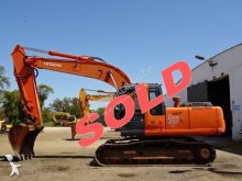 excavadora de cadenas Hitachi