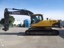 escavatore cingolato Volvo