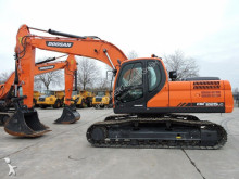 escavatore cingolato Doosan
