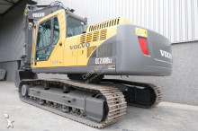escavatore intermediario strada/rotaia Volvo
