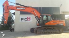 escavatore cingolato Doosan