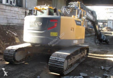 escavatore cingolato Volvo