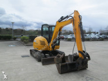 escavatore cingolato JCB