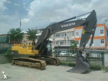 escavatore cingolato Volvo