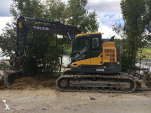 escavatore cingolato Volvo