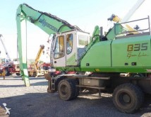 escavatore per movimentazione Sennebogen