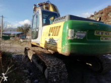 pelle sur chenilles New Holland
