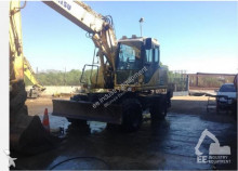 skovel på däck Komatsu