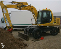 skovel på däck Komatsu