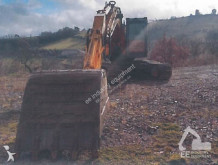 pelle sur chenilles JCB