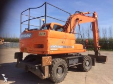 Doosan wheel excavator