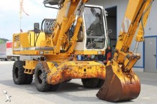 Liebherr A902Litronic