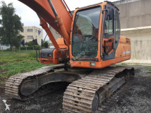 pelle sur chenilles Doosan